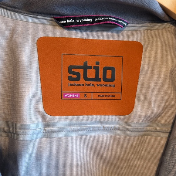 Stio Women's Environ XT Burnt Orange Hooded Shell Jacket Anorak size small - Picture 2 of 9